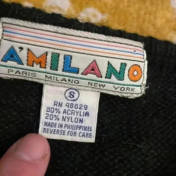 A’Milano vintage 80s sequin and beaded acrylic sweater small - Picture 3 of 6